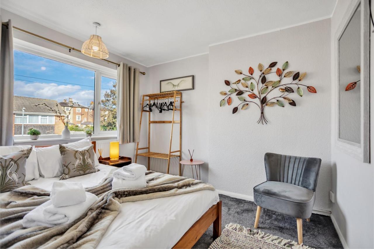 Perfect For Contractors - Canterbury - Free Parking - Ultra Wifi Екстериор снимка