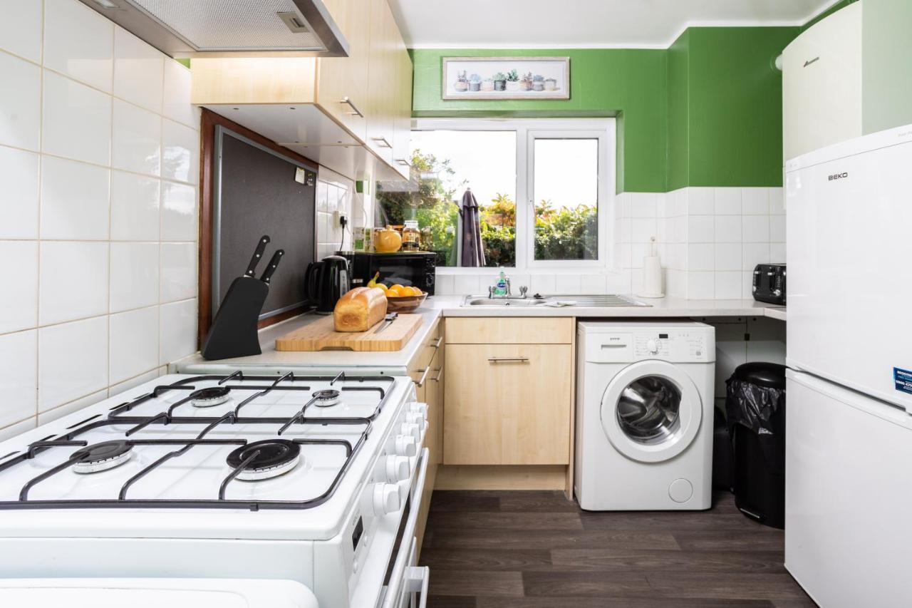 Perfect For Contractors - Canterbury - Free Parking - Ultra Wifi Екстериор снимка